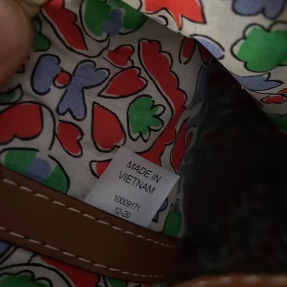 New , Authentic Tory Burch bag - Picture 11 of 13